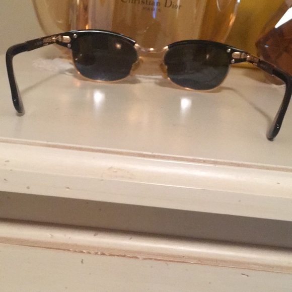 Gucci sunglasses ?
